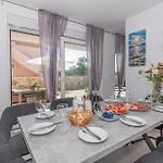 Ferienhaus Amazing In Jadrija