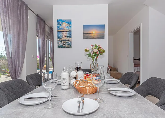 בית נופש Amazing In יאדריה