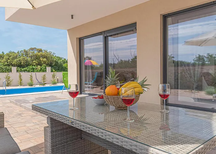 Amazing In Vikendica